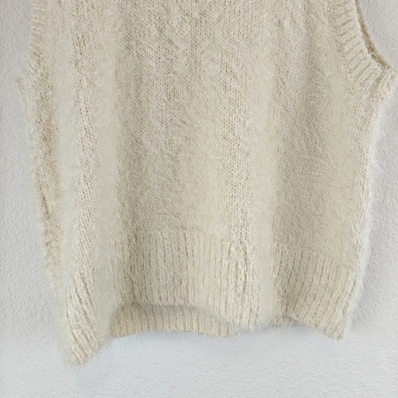 Show Me Your MuMu Fauna Tank Fuzzy Cream Knit Wool Blend Sleeveless Turtleneck M - Picture 12 of 13